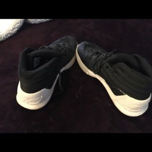 Stef Curry’s size 7